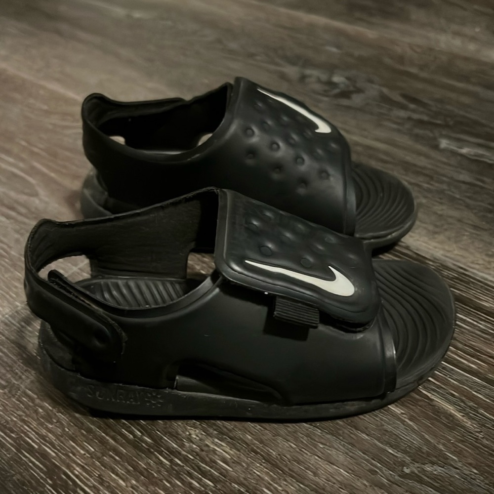🩷2/$30🩷Nike Sunray Adjust sandals